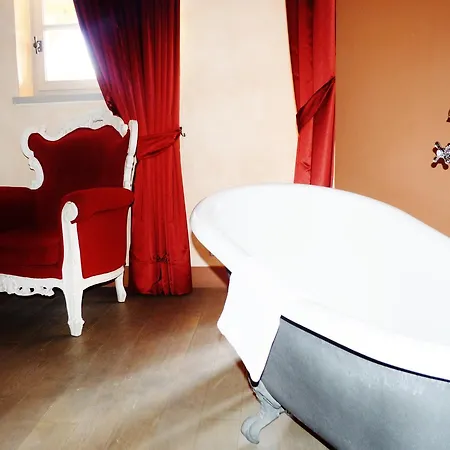 Le Clos Margot 4* Вертю