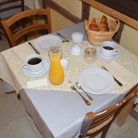Le Clos Margot Bed & Breakfast