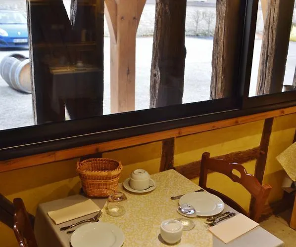 Le Clos Margot Oda ve Kahvaltı 4*